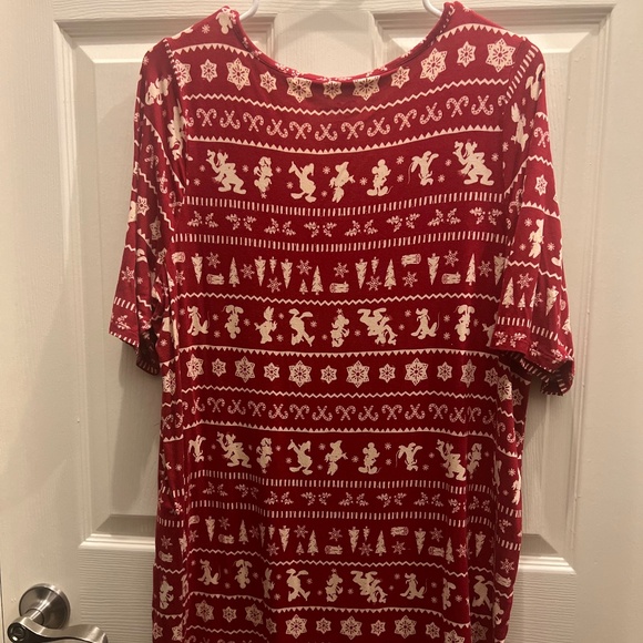 Torrid Disney Tunic - Super Soft Disney Mickey & Friends Holiday Fair Isle Red - Picture 7 of 8